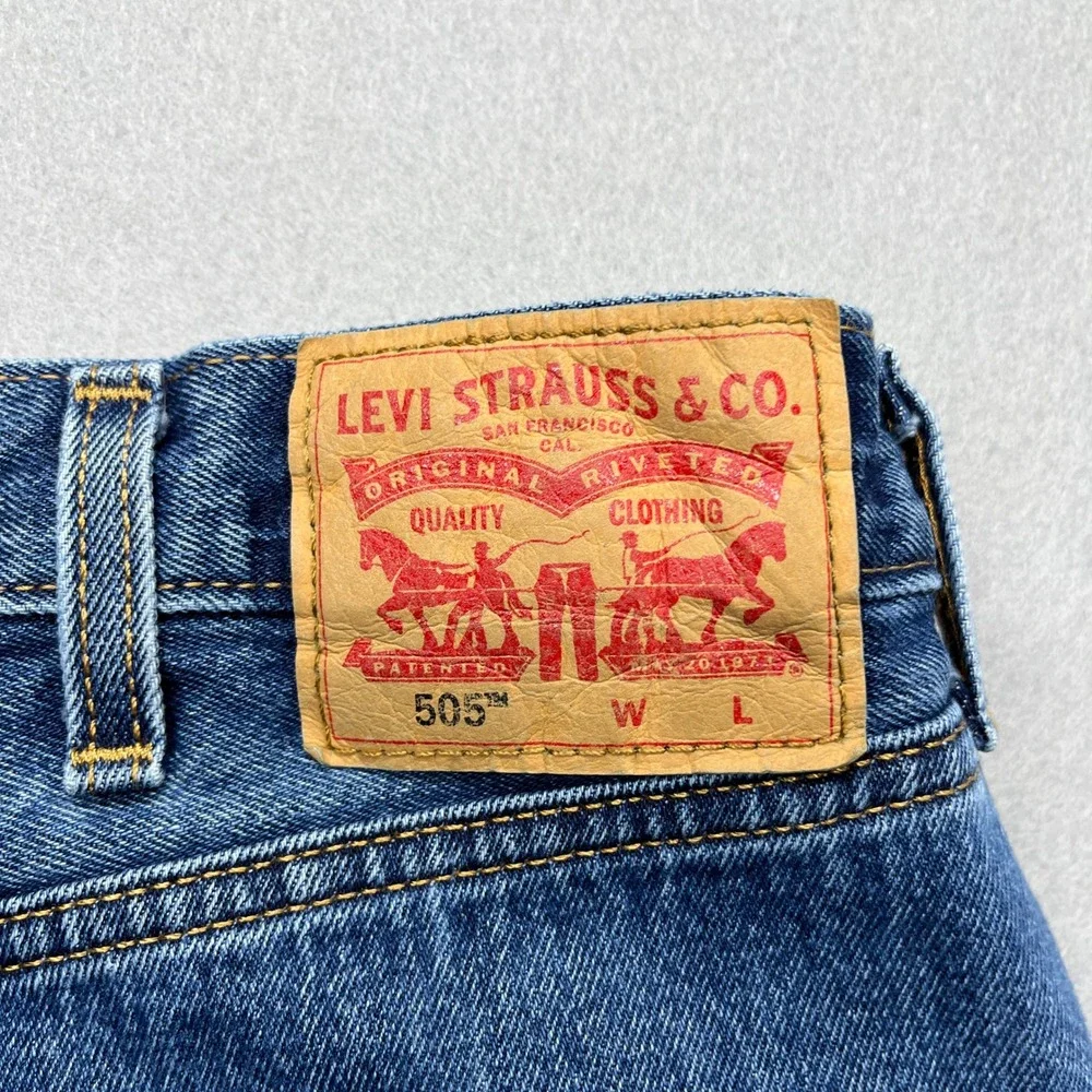 Levi's 505 Regular Fit Jeans Blue 44x34‎ Vintage 90s Y2K Denim Straight Leg